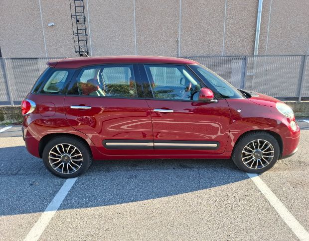 Fiat 500l lounge foto 3