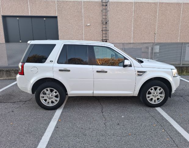 Land Rover Freelander2 se foto 1