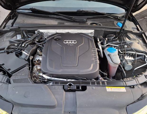 Audi a4 s-line foto 8