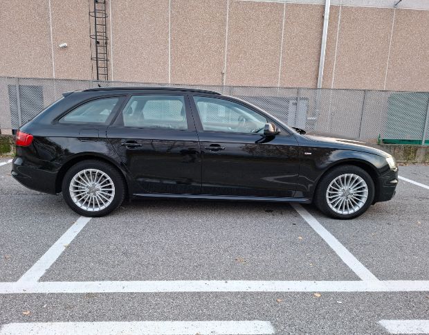 Audi a4 s-line foto 5