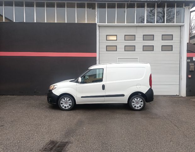 Fiat Doblo 1.3 mjt foto 10