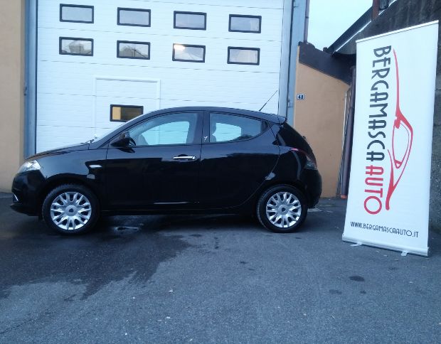 Lancia Ypsilon 1.2 Gold foto 4