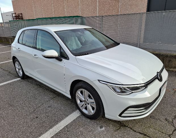 Volkswagen Golf Life foto 6