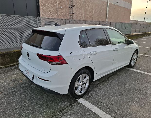 Volkswagen Golf Life foto 5