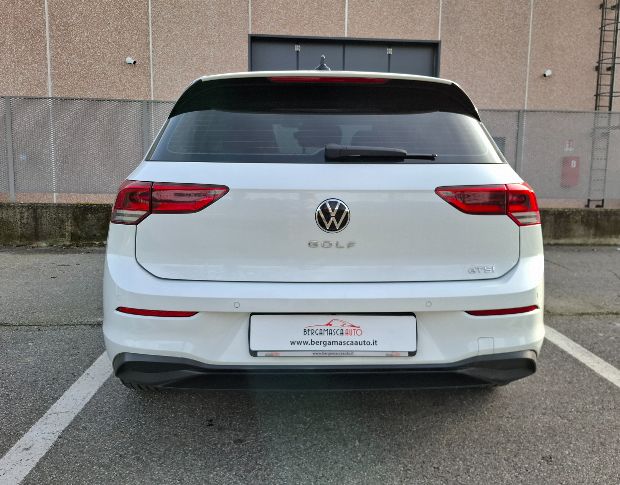 Volkswagen Golf Life foto 4