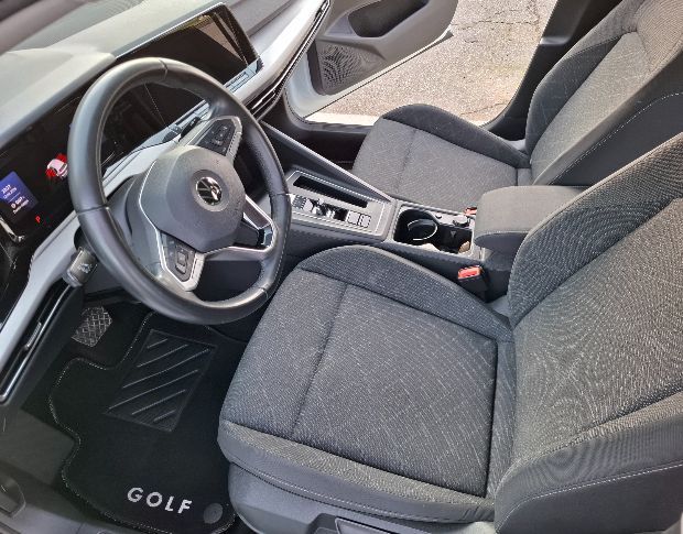 Volkswagen Golf Life foto 11