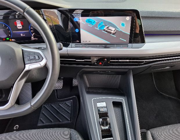 Volkswagen Golf Life foto 12