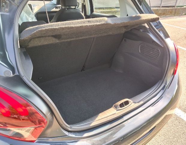 Peugeot 208 1.2 benzina foto 7