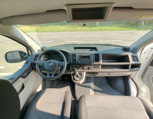 Volkswagen Trasporter Combi 6 posti foto 9