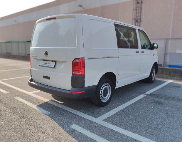 Volkswagen Trasporter Combi 6 posti foto 6